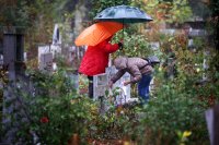 Архангелова задушница е!