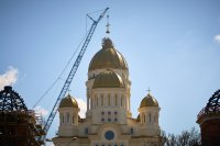 В Букурещ осветиха най-големия православен храм в света