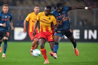 Наполи премина на бавен ход през един от най-слабите домакини в Серия А