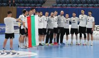 Националите по хандбал записаха победа и загуба в контролни срещи