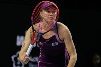 Три победи и първо място в групата за Елена Рибакина