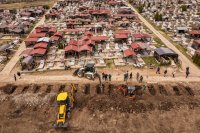 "Ние вече не живеем - отидоха на концерт, а ни ги върнаха в ковчези": Кочани