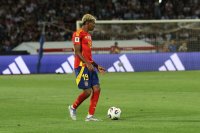 Ламин Ямал се завръща в състава на Испания за световните квалификации