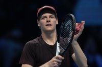 Яник Синер победи Александър Зверев за трети път в рамките на 17 дни