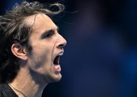 Лоренцо Музети сътвори чудо в Торино и завърза възела в група "Джими Конърс" на финалите на ATP