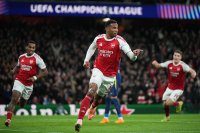 Арсенал губи основен защитник за два месеца