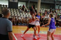 Американката Стефани Костович ще подсили женския национален отбор по баскетбол за втората фаза от евроквалификациите