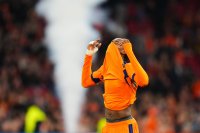 Нидерландия достигна до Мондиал 2026 с лекота