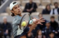 Лоренцо Музети отказа участие за тима на Италия на финалите на Купа Дейвис