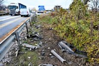 Поредна трагедия на пътя: Загина семейство, от АПИ заявиха, че второкласният път е в добро състояние