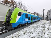 България купува 25 нови влака - транспортният министър на инспекция в завода в Пилзен