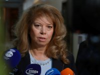 Вицепрезидентът Йотова: Това е бюджетът, който да осигури на някои изборите без реформи