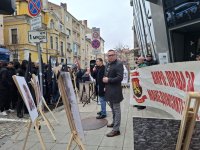 Протест пред ЕК в София заради насилието над българи в Северна Македония