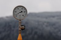 ЕС започва поетапно спиране на вноса на руски газ