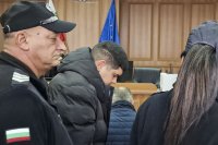 Шофьорът на камиона, убил в катастрофата трима души в Пловдив, остава в ареста