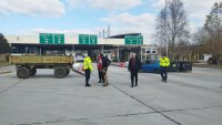 Гръцки фермери затвориха „Кулата – Промахон“ за камиони