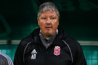 Футболистите и феновете на Валенсия подкрепиха Любослав Пенев