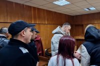 Оставиха в ареста трима от четиримата обвиняеми по делото за убийството на млад мъж в Мадан