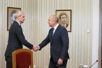 Президентът Радев към "Възраждане": Има ли нужда Изборният кодекс от промяна