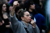 Стачка в Португалия: Сблъсъци с полицията пред парламента