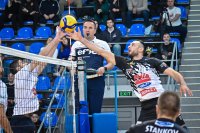 Осма поредна победа за Локомотив Авиа