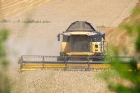 До 5 януари 2026 г. земеделците избират как да облагат доходите си за бъдещи периоди