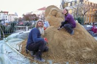 Пясъчна фигура за Рождество радва жителите и гостите на Бургас