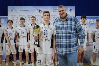 Любомир Ганев награди победителите в международен турнир за волейболни таланти