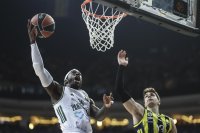 Панатинайкос спря Фенербахче в Евролигата