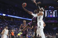 Реал Мадрид нанесе шеста поредна загуба на Париж баскет в Евролигата