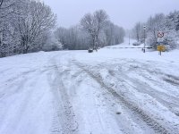 Снежна приказка на Бузлуджа, шофьорите внимателно да преминават прохода "Шипка"