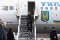 Зеленски пристигна в САЩ за разговори с Тръмп