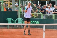 Пьотр Нестеров стартира с победа на тенис турнир в Тунис