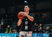 Кемниц и Йордан Минчев записаха успех над Бешикташ в Еврокъп