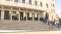 Ahead of the Euro&rsquo;s Introduction: Queues Form Outside the Bulgarian National Bank for Currency Exchange
