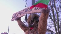 Традиции: Кукери гонят зли духове в Кюстендил