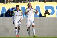 Парма закотви Фиорентина на дъното