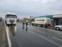 Протести на гръцки фермери блокират тежкотоварния трафик на границата с България при "Кулата" и "Илинден"