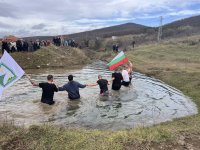 На Ивановден къпят зетьовете в несебърското село Кошарица