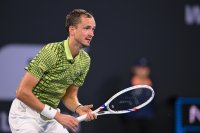 Даниил Медведев и Иржи Лехечка записаха успешно начало в тенис турнира в Бризбейн