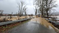 След пороя в Крумовградско: Разрушени мост и улици, населени места все още са без ток и вода