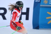 Триумф за Камий Раст в гигантския слалом в Кранска гора