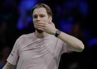 Александър Бублик спечели турнирa в Хонгконг и за пръв път в кариерата си влезе в топ 10