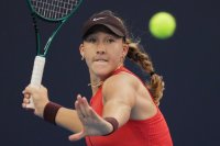 Мира Андреева си подпечата мястото на четвъртфиналите в Аделаида