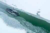 Силни ветрове и обилен снеговалеж блокираха Северна Европа (СНИМКИ)