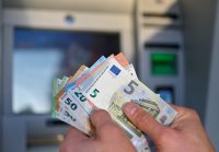 Банкнотите с номинал 20 и 50 евро са най-често обект на фалшификация