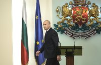 "Готови сме, можем и ще успеем": Румен Радев подава оставката си като президент