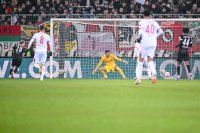 Аугсбург и Фрайбург си вкараха 4 гола в Бундеслигата