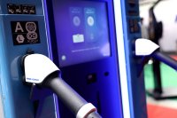 Обявиха втора процедура за изграждане на зарядни центрове за електромобили