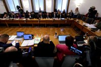 Как ще гласуваме: Правната комисия заседава за правилата за вота